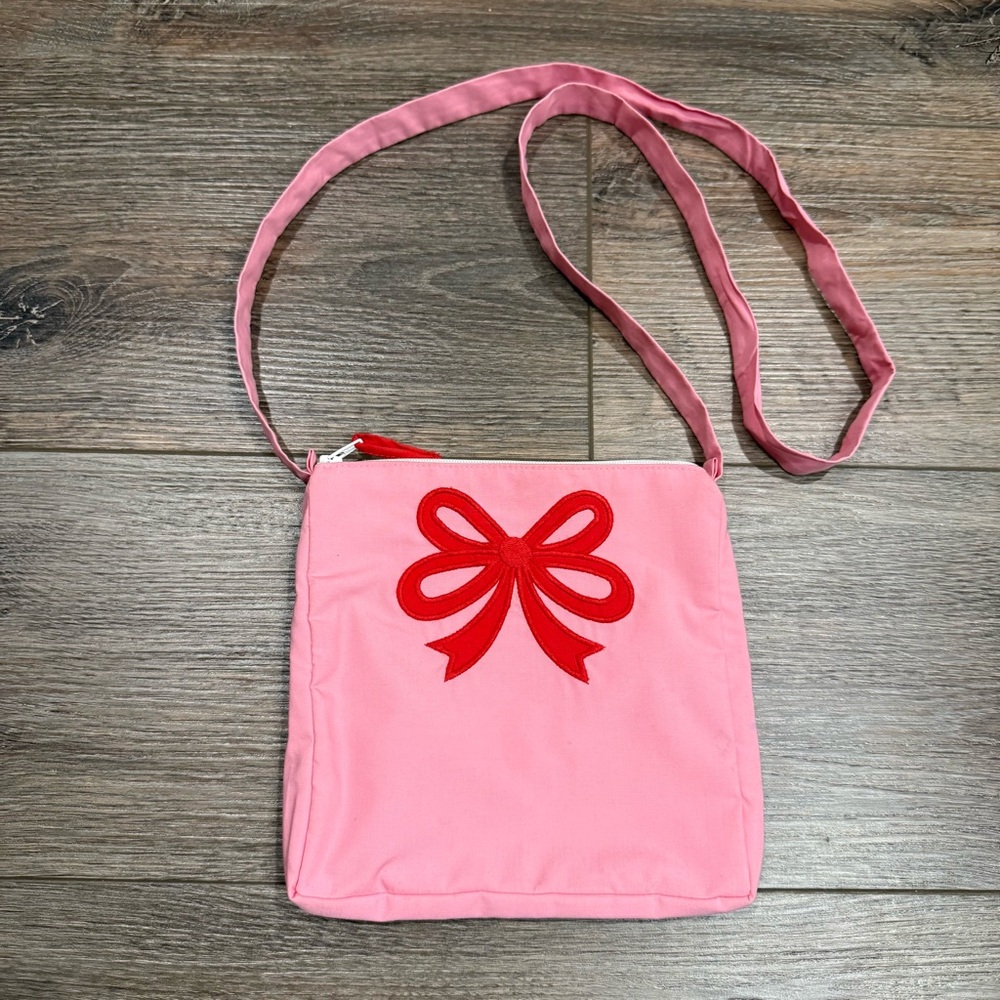 The Beaufort Bonnet Company Pink Crossbody with Red Bow Embroidery, Kids